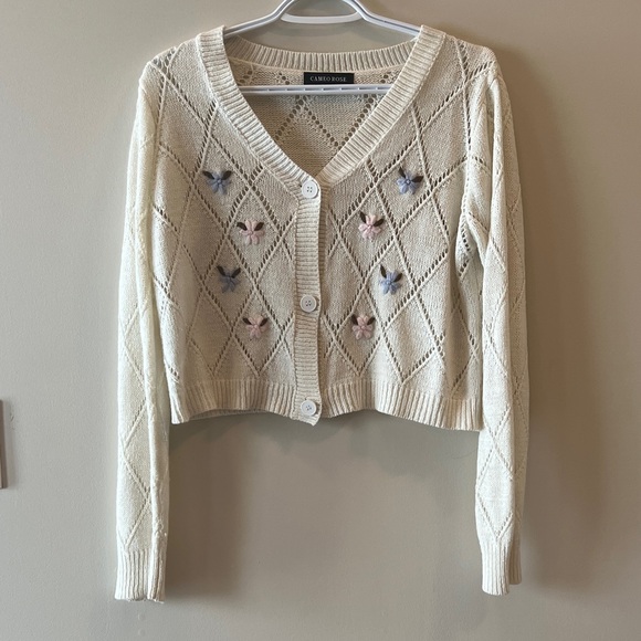 cameo rose Sweaters - Cameo Rose Cream Cardigan Sweater with Floral Embroidered Accents